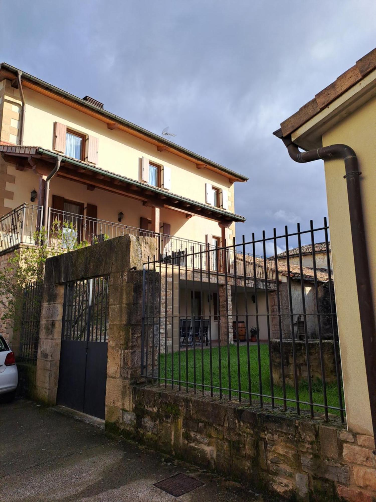 Casa Rural Torreblanca Urroz Eksteriør bilde