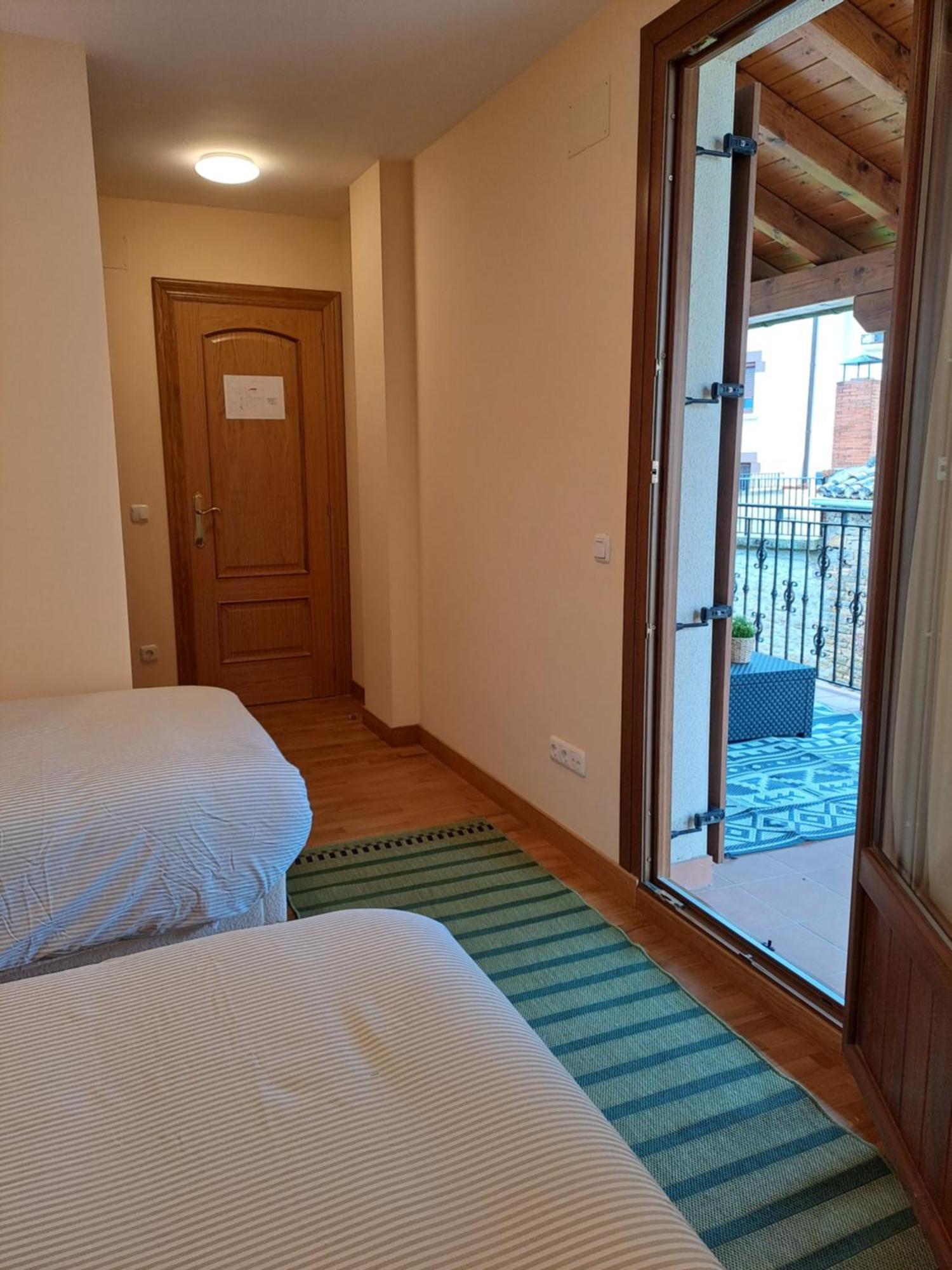 Casa Rural Torreblanca Urroz Eksteriør bilde